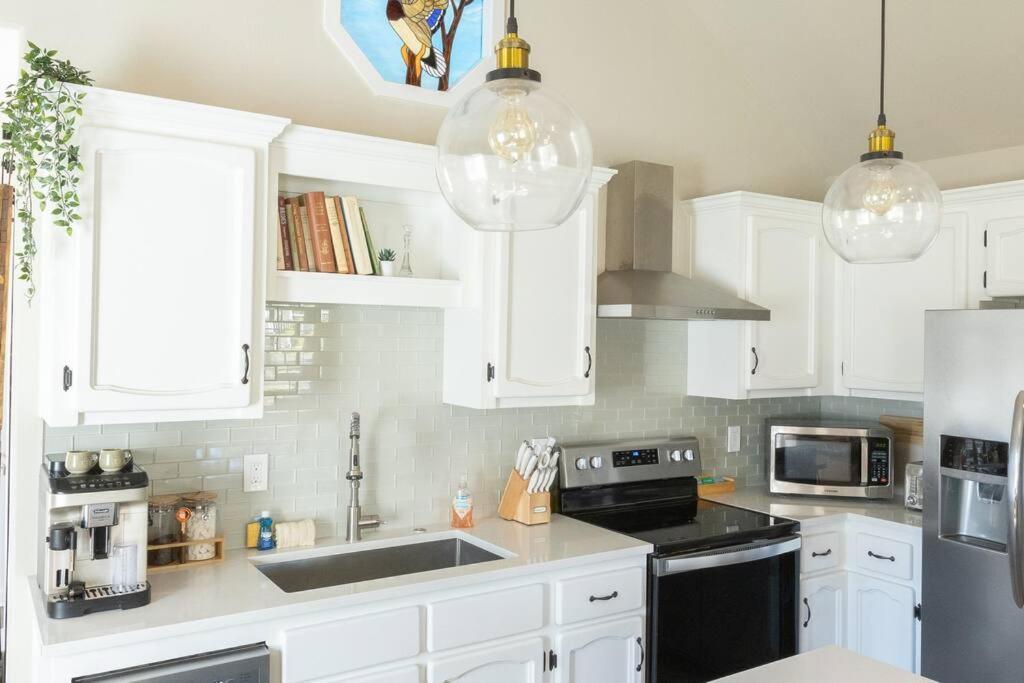 Waddle On Inn- Hot Tub, Pet Friendly, Fully Fenced, 5 Blocks To Beach! Ocean Park Luaran gambar