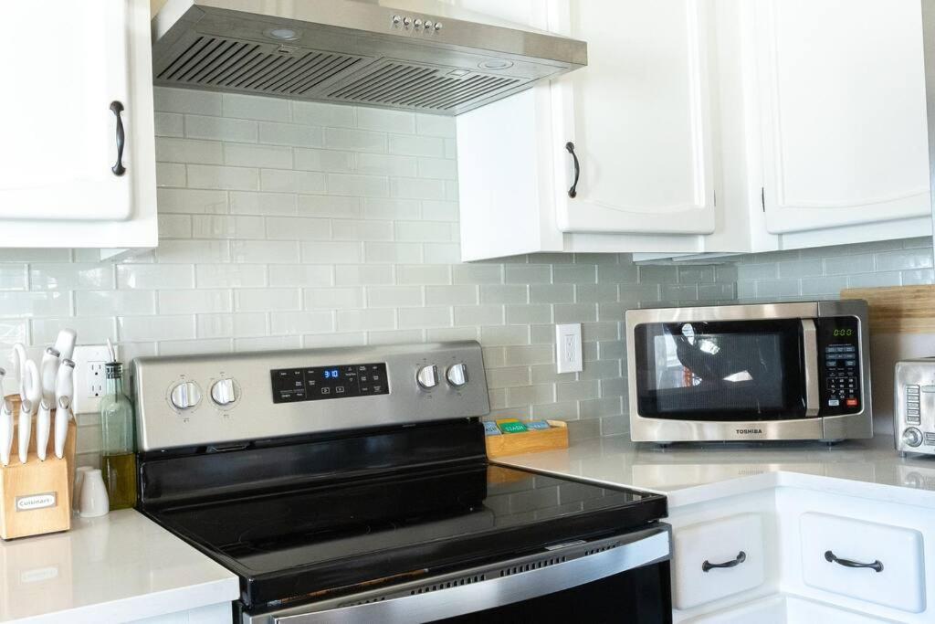 Waddle On Inn- Hot Tub, Pet Friendly, Fully Fenced, 5 Blocks To Beach! Ocean Park Luaran gambar
